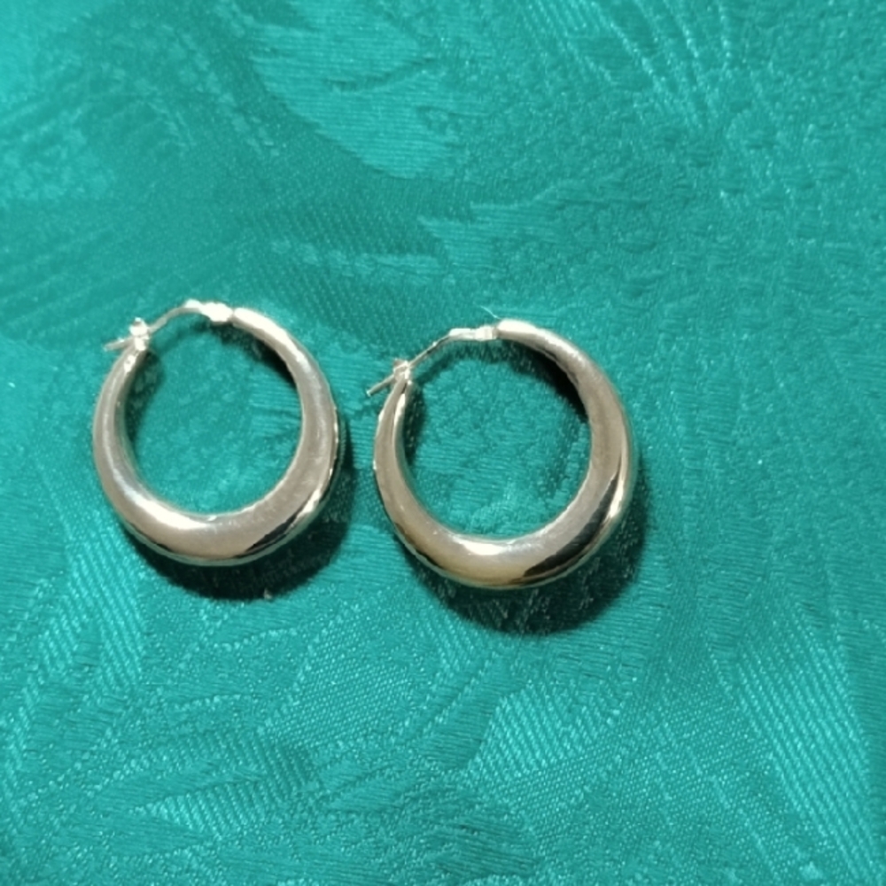 Elegant Italia Rose Tone over Bronze Hoop Earrings
